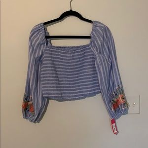 Off shoulder elastic ruched top